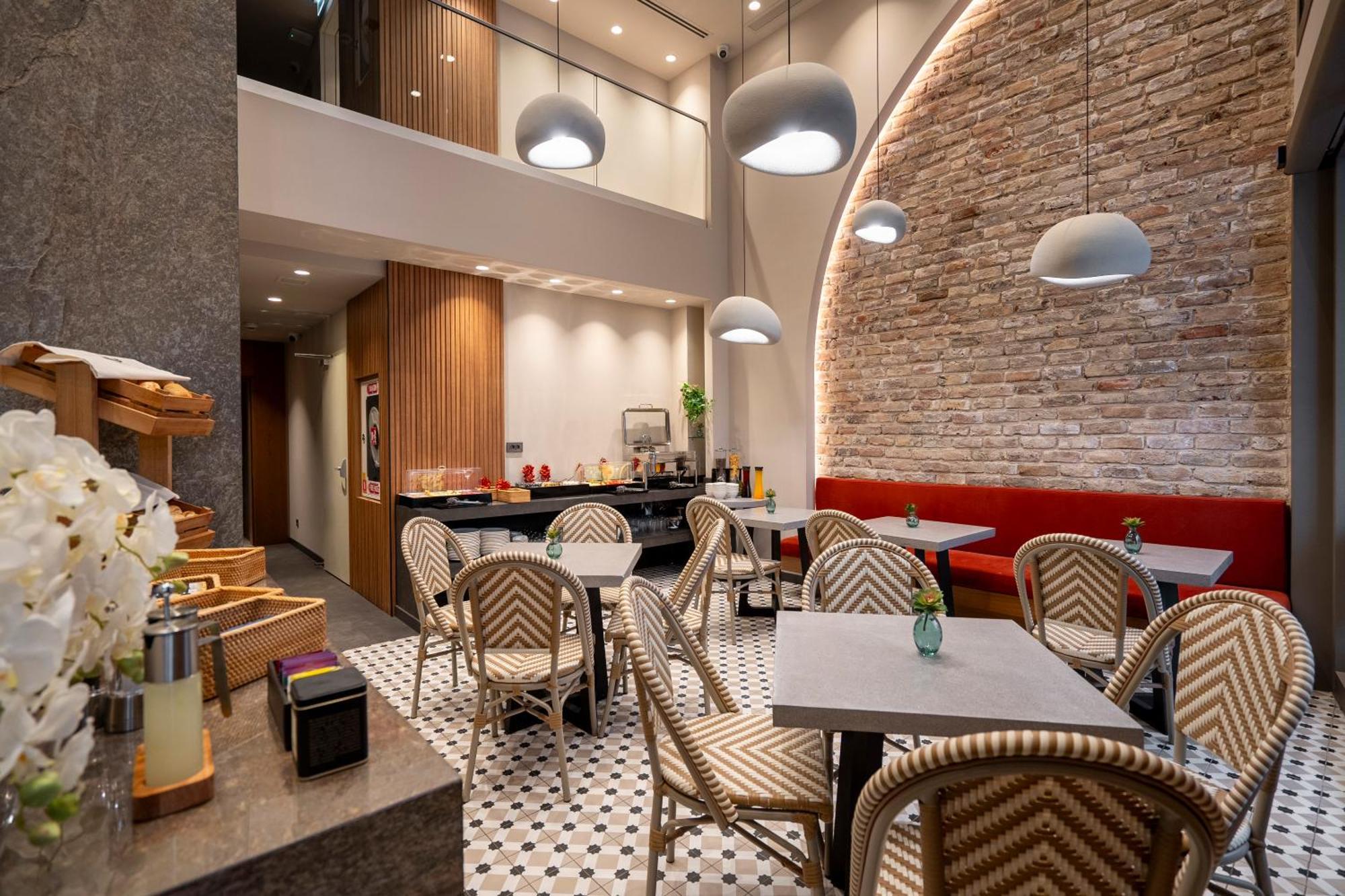 Erk Hotel Istanbul Bagian luar foto