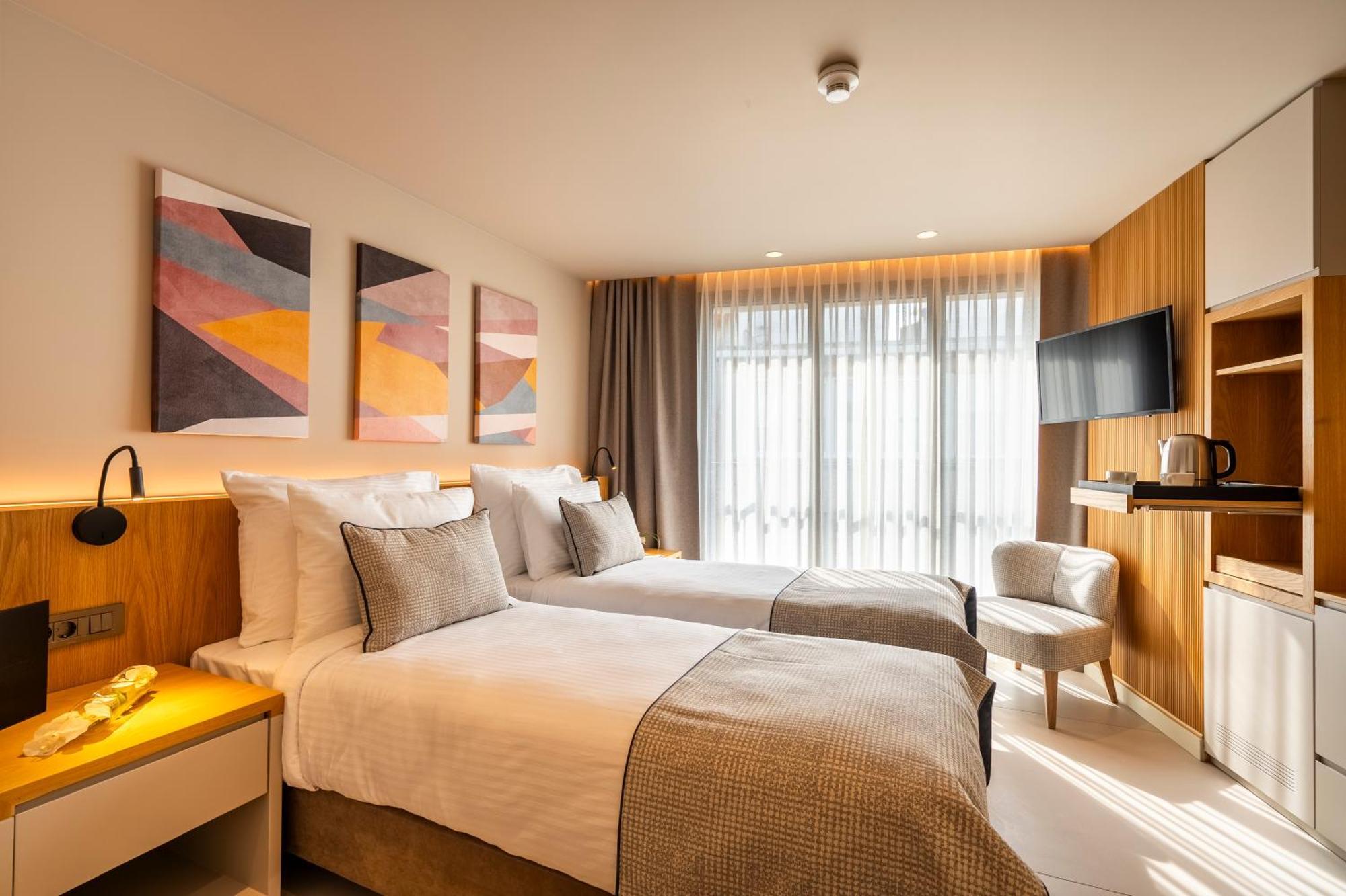 Erk Hotel Istanbul Bagian luar foto